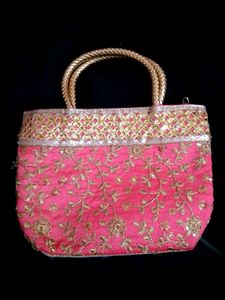 Pretty Hand  Bag