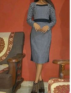 Beautiful Black And White Body Con Dress