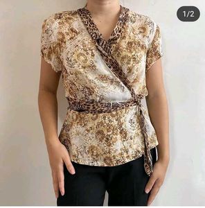 Floral Print Wrap Top