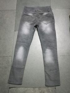 Printed Grey Jeans For Girls!🌸