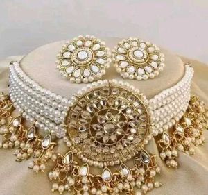Pearl Kundan Choker Set
