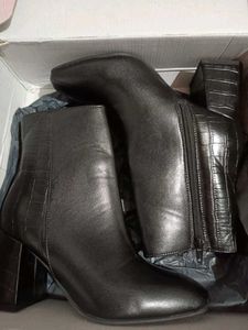 Steppings Women Boots