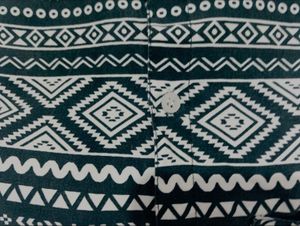 Patterned Men&#39;s Shirt