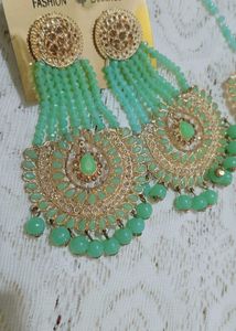 Earrings With Tika It&#39;s New, No Wear One Time