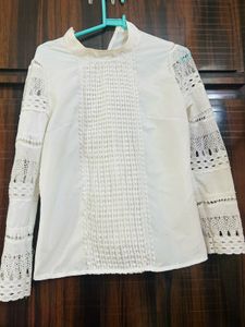 Beautiful Lace White Top .