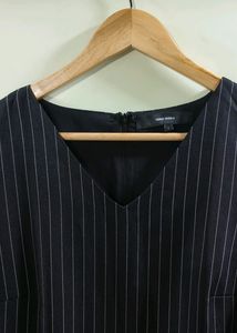 Vero Moda Black Knee Length Dress! (Women)