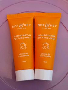 Dot & Key Face Wash