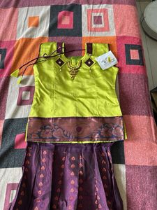 Pattu Pavadai