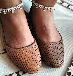 Women&#39;s Jutti