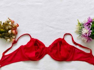 Victoria&#39;s Secret : Upper Inner