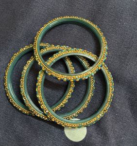 Sparkling Bangle Set