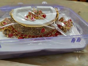 Beautiful Red Eligent Nacless.. Sale Offer