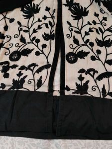 Elegant Embroidered Tunic