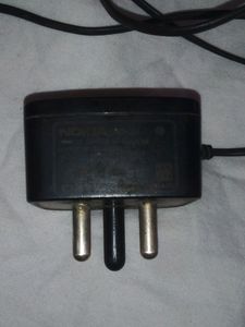Nokia Small Pin Charger