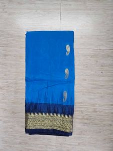 Blue &amp; Gold Patterned Fabric Jari