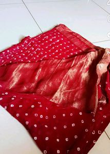 Bandhni Lagdi Patta Saree