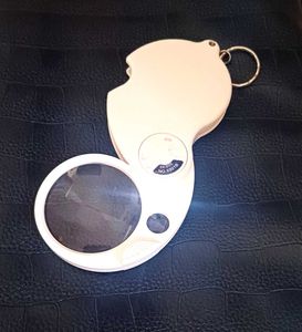 🆕️ Folding Magnifying Glass + LED Light Keychain