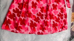 🆕✅BRAND New Floral Off-Shoulder Dress🆕✅