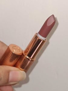 Charlotte Tilbury Matte Revolution Lipstick