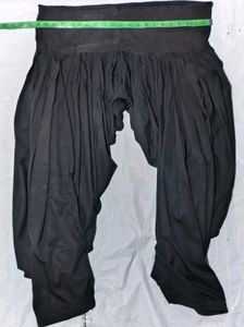 Black Silk Patyali Suith