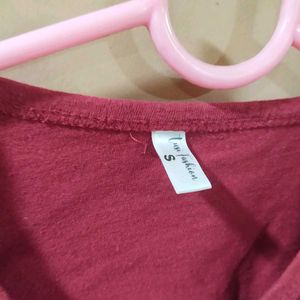 V-neck Tshirt