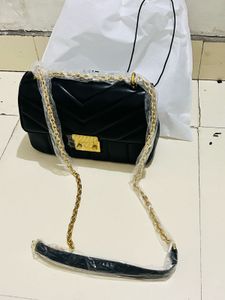 🔥 MIRAGGIO Black Sling – Luxury Vibe! 🖤Brand New