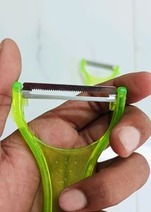 2 Pcs-Stainless Steel Blade Peeler Universal Peeler for Professional and Household Kitchen Peeler