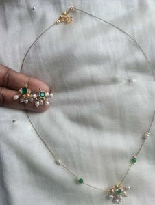 Emerald &amp; Pearl Jewelry Set