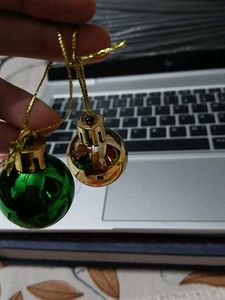 4 Beautiful  Bulb