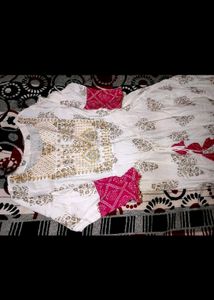 Beautiful White And Pink Frock With Pretty Designs 😍❤️