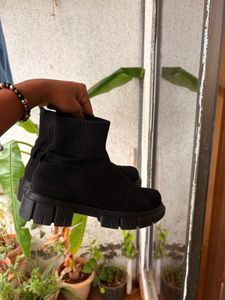 Black Boots