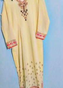 Cream Color Embroiderd Kurta/Skirt Suit Set
