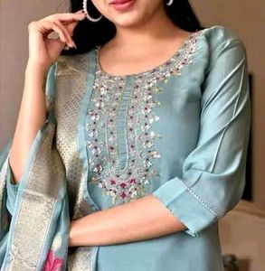 Embroidered Kurta Set