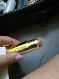 ICONIC LONDON Stick
