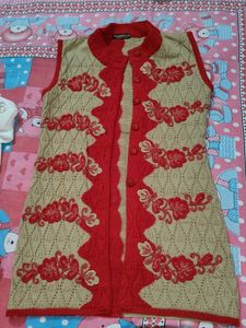 Elegant Embroidered Sleeveless Cardigan