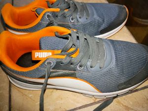 Puma Gray &amp; Orange Sneakers