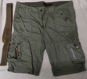 Olive Green Cargo Shorts with Belt 🩳