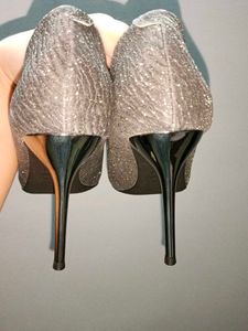 Black Shimmery Pumps