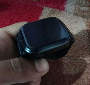 Smart Watch - Digital Displayed