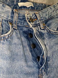 H&amp;M Blue cropped jeans women