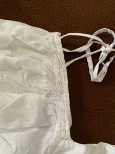 Pretty White Top (fixed Price )