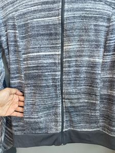 JUICY COUTURE Y2K Gray Striped Hoodie