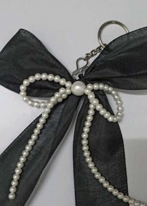 Aestgetic bow keychain