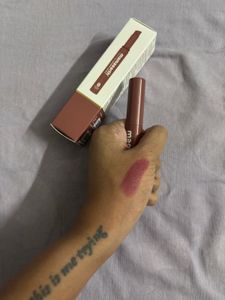 Mamaearth Moisture Matte Lipstick - Spiced Petal