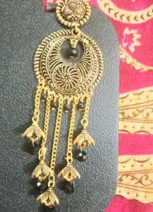 Earings