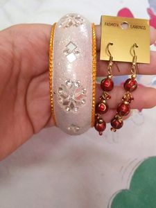 A Brilliant Bangle With Earrings😍😍