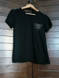 Clizy Women Black Cotton Embellished Casual Tshirt