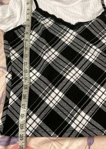 Like New Black N White Top