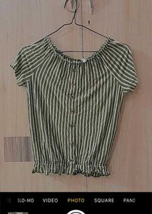Causual dark green crop top