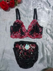 Elegant Lingerie Set